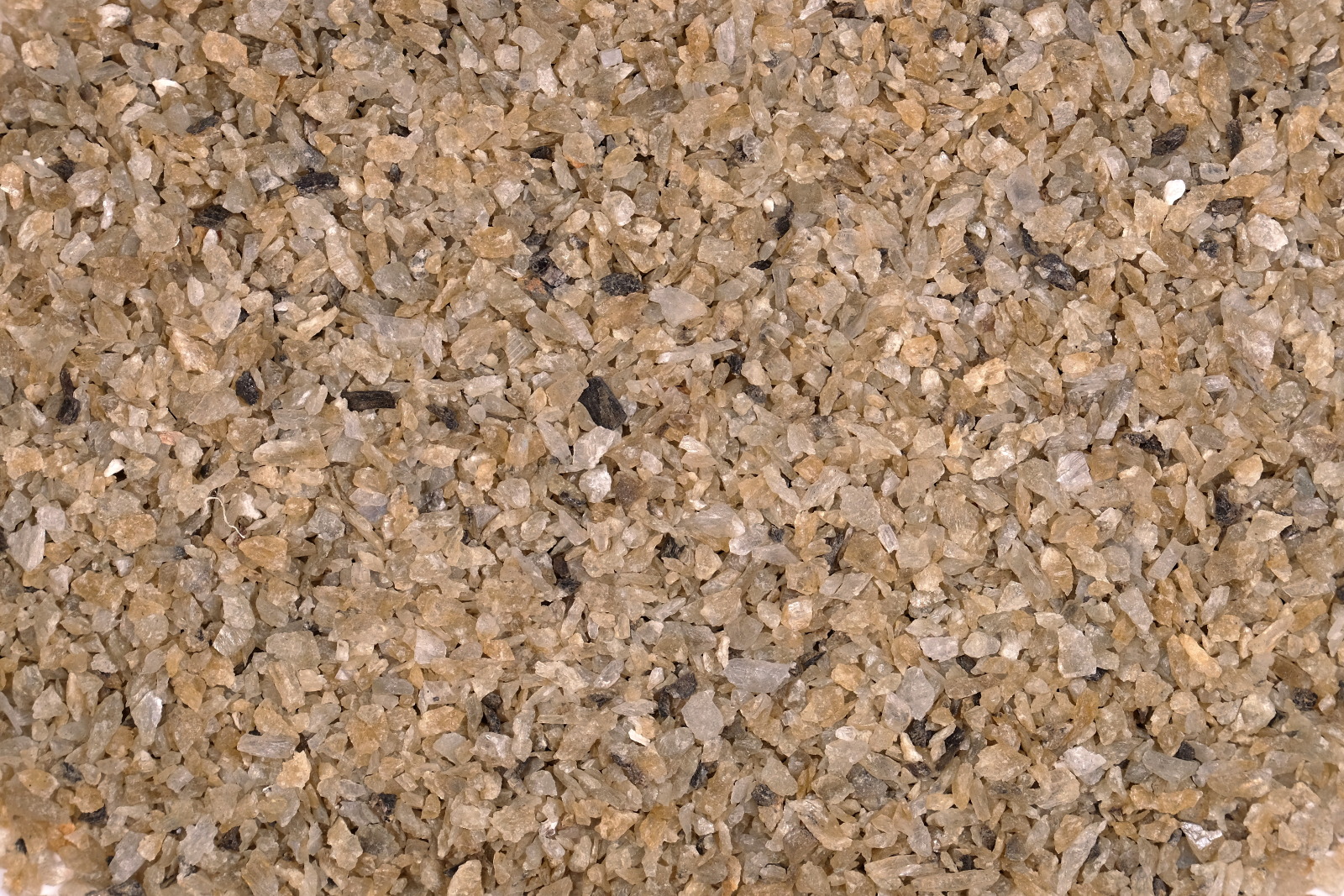 Labradorit K419 (2)